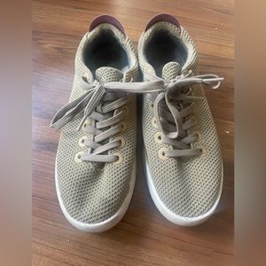 Allbird’s Tree Pipers men’s size 8